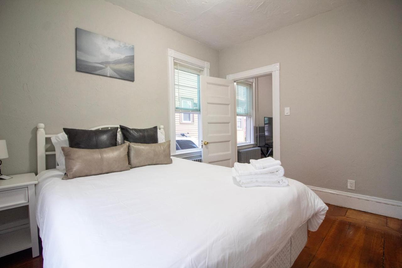 2 Bedroom Condo Close To Boston And Cambridge With Free Parkings المظهر الخارجي الصورة